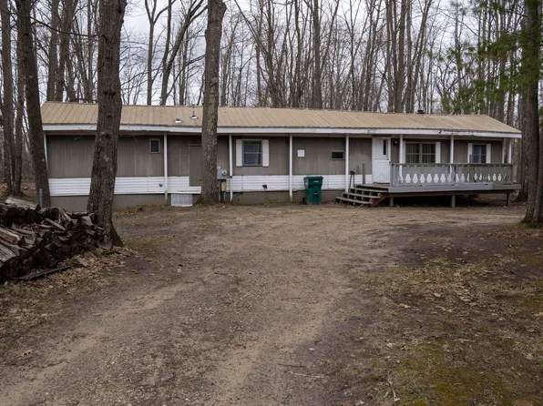 11207 Nottingham Dr, Frederic, MI 49733