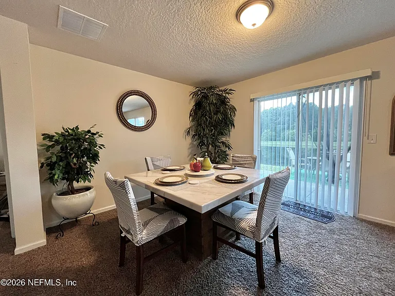 124 Cody St — Photo 11