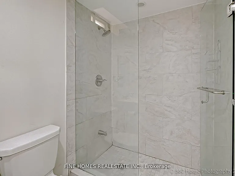 132 Purcell Cres #LOWER — Photo 9