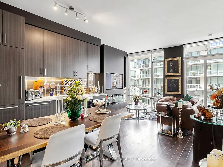39 Queens Quay E #830 — Photo 15