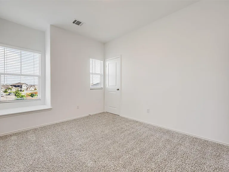 1545 Cobblecrest Ln — Photo 24