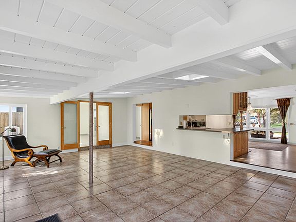 2nd image of 2580 SE 5th Court