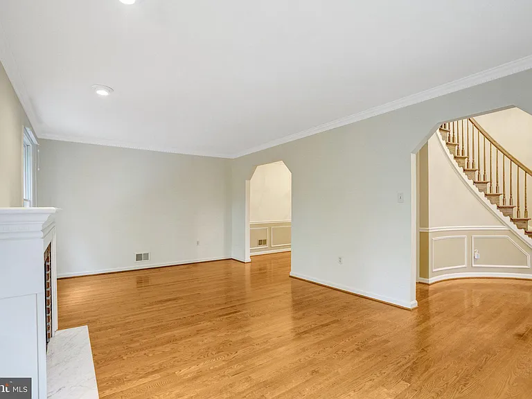 7975 Yancey Dr — Photo 7