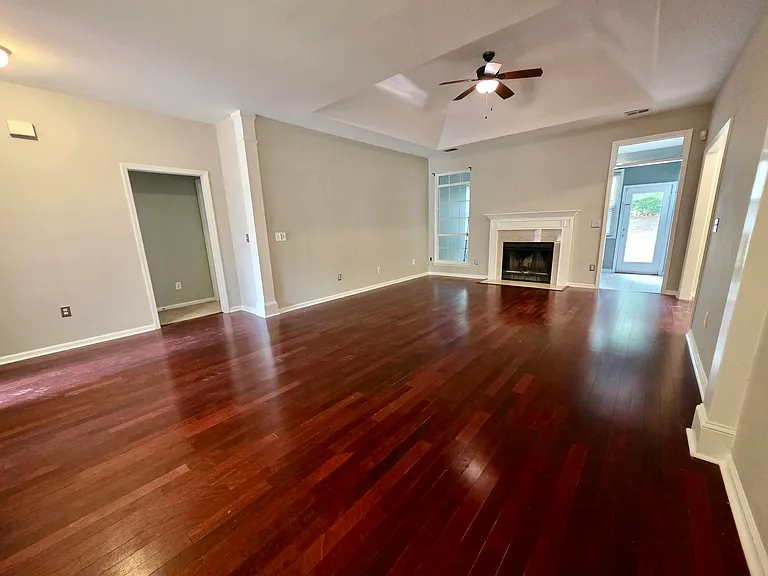 470 Cane Ct — Photo 3