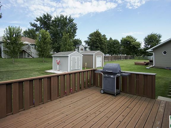 2nd image of 4706 Cardinal Ct