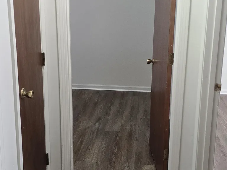 112 Meade St — Photo 10