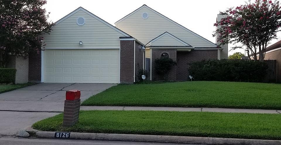 1st image of 8126 Windy Dunes Dr