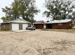 500 W 5th Ave, Westby, MT 59275