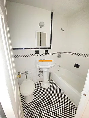 Rented by Gama Group | media 7