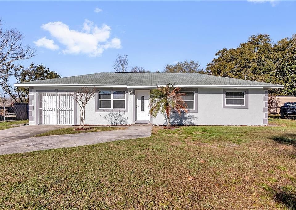 1st image of 3808 Mohawk Dr