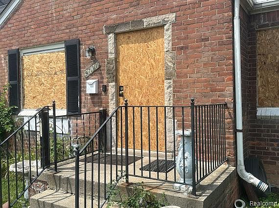 1st image of 9731 McKinney St