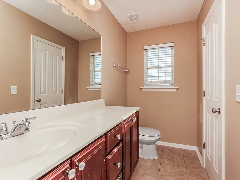 1008 Cheryl Ln — Photo 15