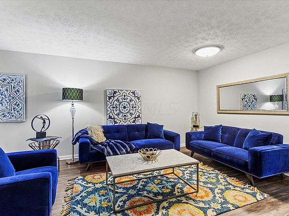 4th image of 5575 Chowning Way #4