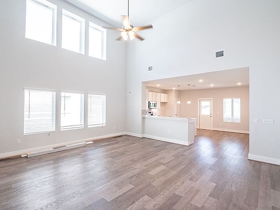 2nd image of 16901 Casanova Ave