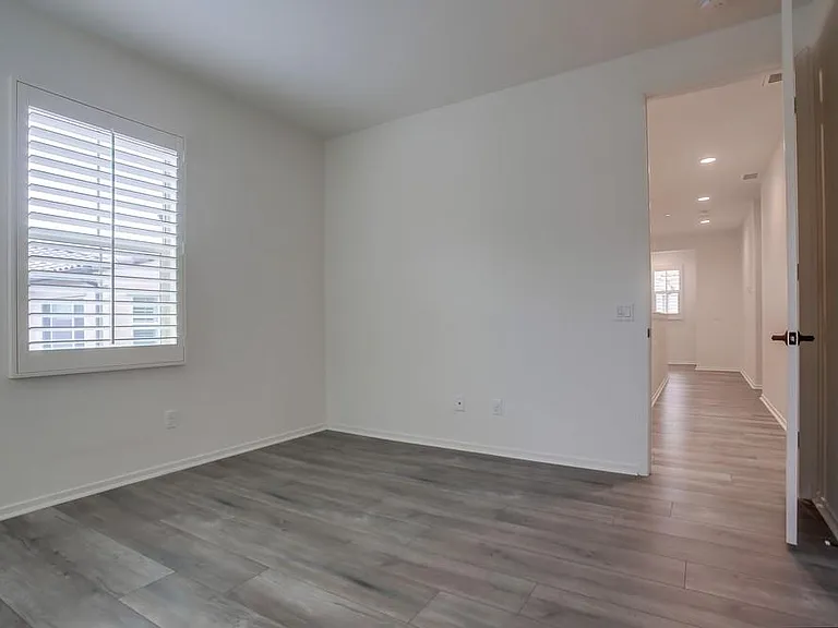 693 Gemstone Dr — Photo 20