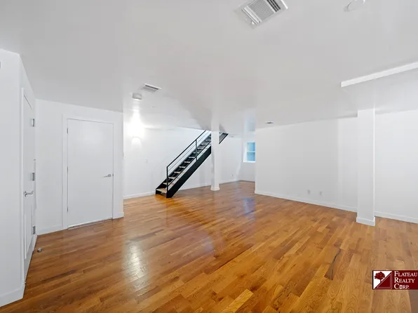800 Dekalb Avenue 1A image 9 of 10