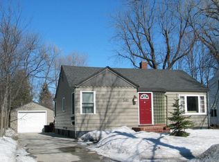 2602 5th Ave N, Grand Forks, ND 58203