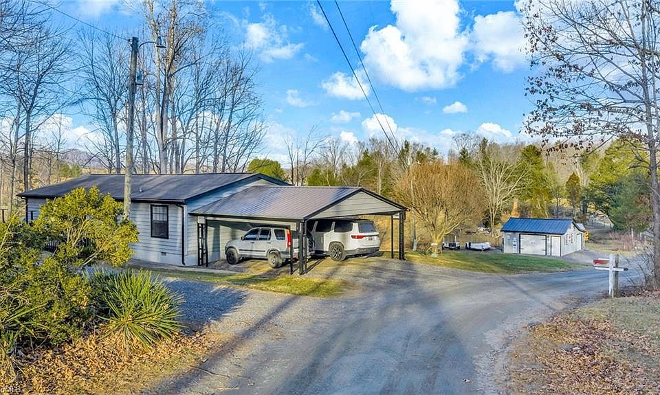 1st image of 747 Nathans Creek School Rd
