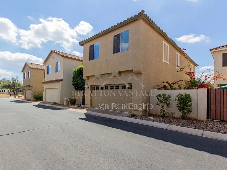 4467 E Remington Dr — Photo 36
