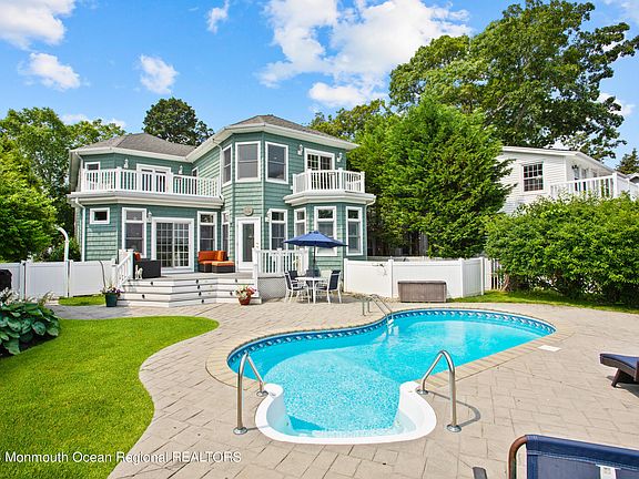 3rd image of 631 Beacon Boulevard