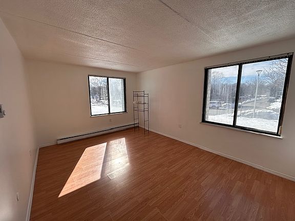 2nd image of 25 Skyline Dr