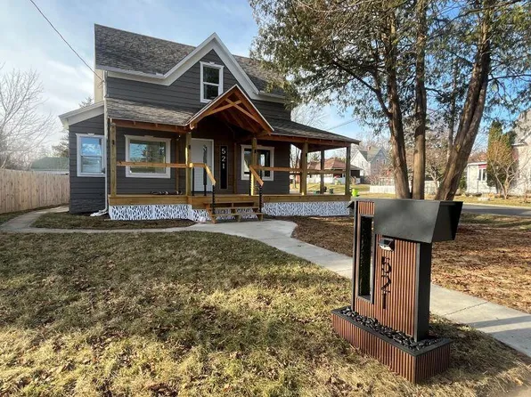 521 Adams STREET, Fort Atkinson, WI 53538