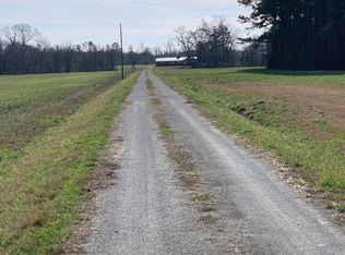 4559 White Oak River Rd, Maysville, NC 28555