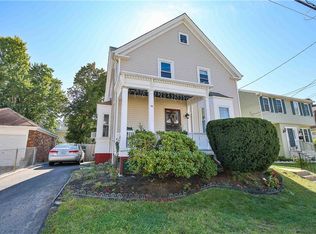 188 Greenwood St, Cranston, RI 02910