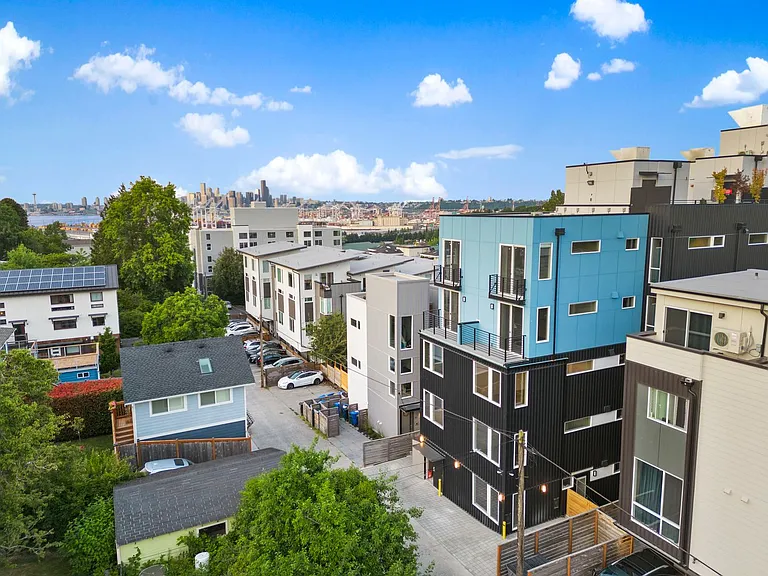Avala Apartments — Photo 56
