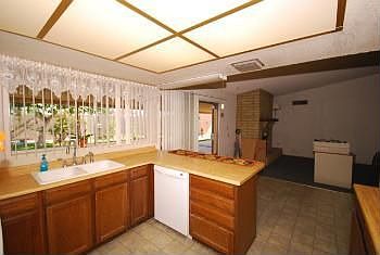 4th image of 1516 W Renee Dr
