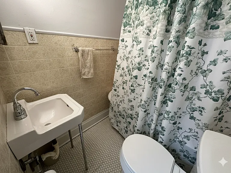 4 Carmel Rd #2 — Photo 6