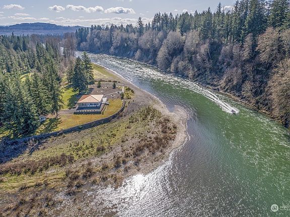 5th image of 406 Green Water Drive