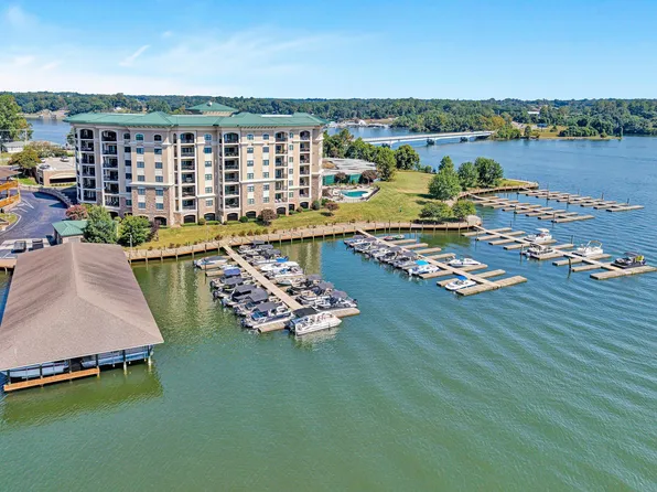 100 Bridgewater Pointe Pl Unit 101, Moneta, VA 24121