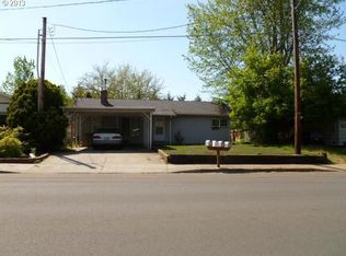 45 S R St, Cottage Grove, OR 97424