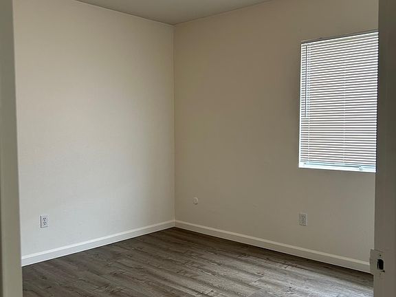 5th image of 4443 Kansas St #1.5