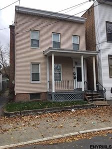 121 Congress St, Cohoes, NY, 12047