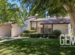 5700 Kirkside Dr APT E, Bakersfield, CA 93309