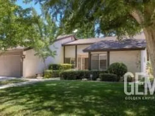 5700 Kirkside Dr APT E, Bakersfield, CA 93309