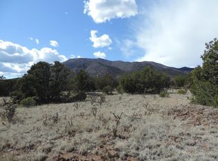 29 Living Water Rd, Edgewood, NM 87015