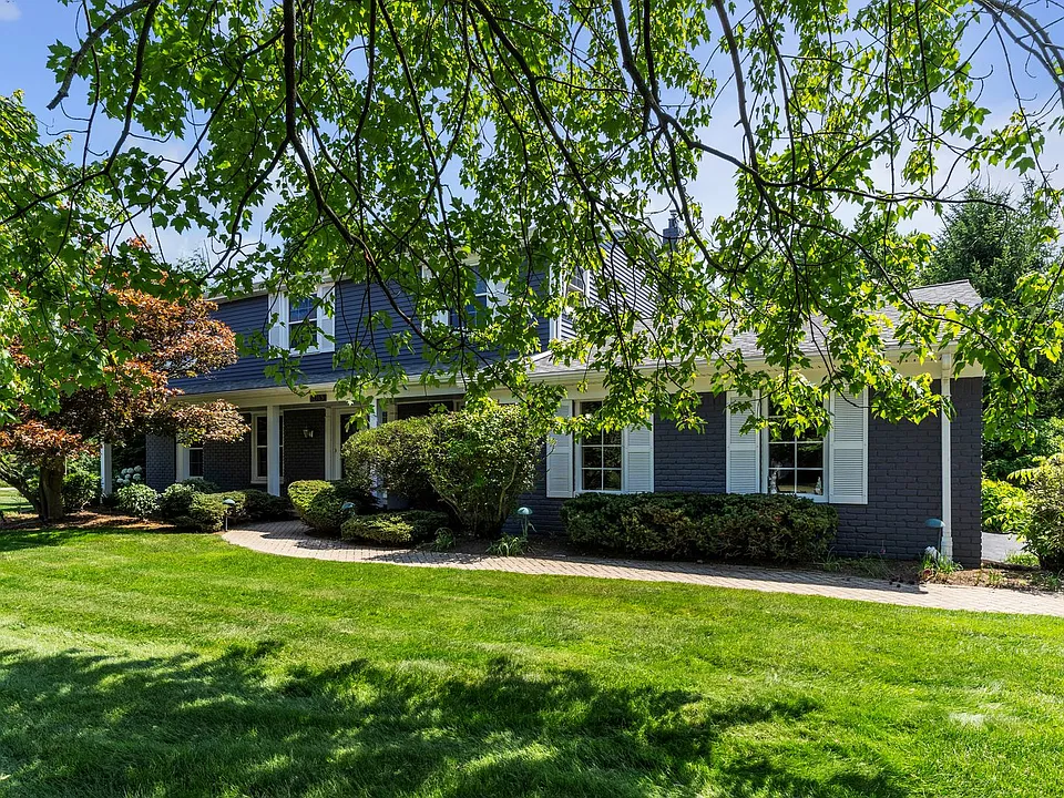 3015 High Pointe Ct