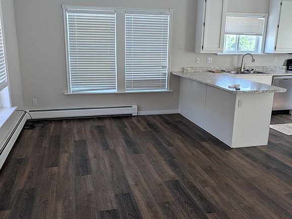 5th image of 104 E Mill St #502