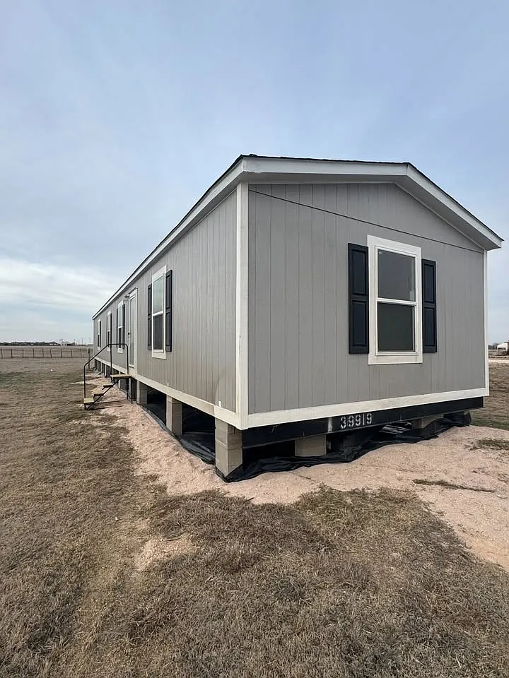 Building Photo - 22724 City Lake Rd #22724