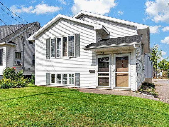 2nd image of 52 Richardson Ave