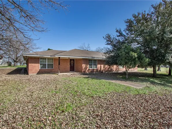1006 N Hull St, Caldwell, TX 77836