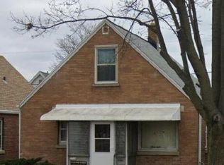 2718 S 16th St, Milwaukee, WI 53215
