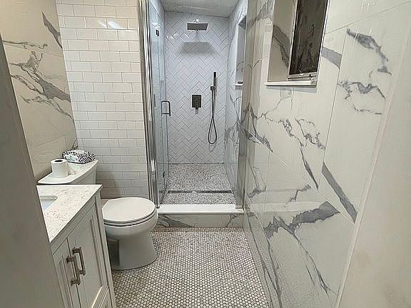 2nd image of 2559 18th Ave N