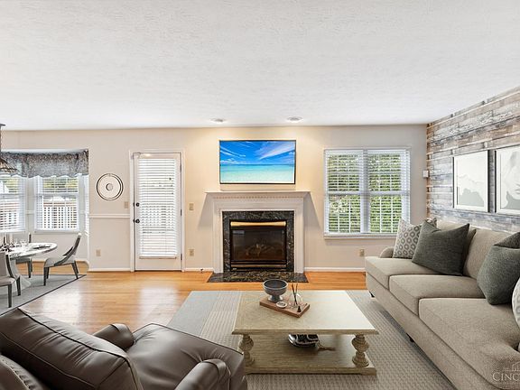 3rd image of 3302 Kleeman Lake Ct