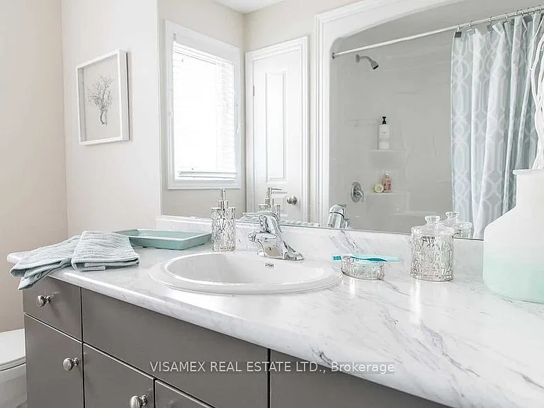 7768 Ascot Cir #11 — Photo 10