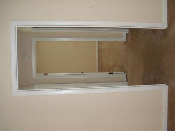 5th image of 405 6th Ave N APT C