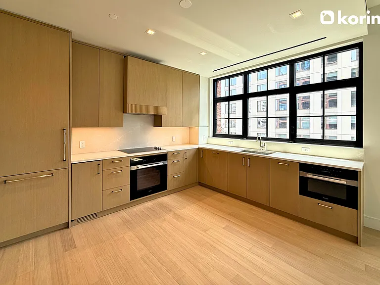 201 E 23rd St #9B — Photo 9